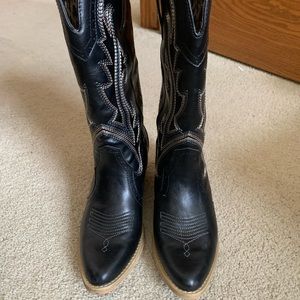 Woman’s black cowboy boots size 8.5